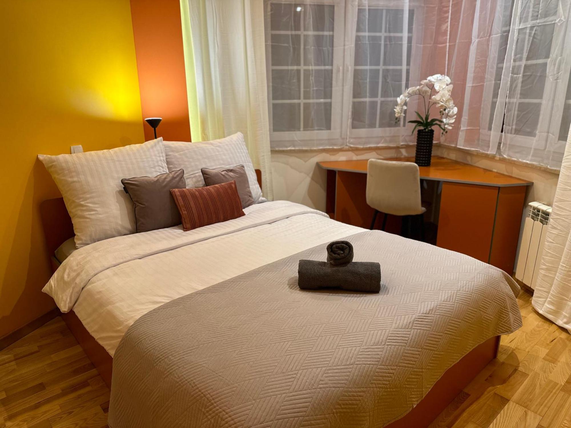 Large, Luxury Condo With Sauna Перемишль Екстер'єр фото