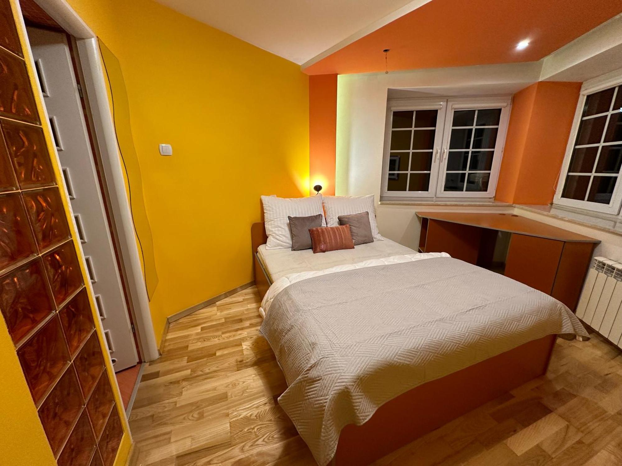 Large, Luxury Condo With Sauna Перемишль Екстер'єр фото